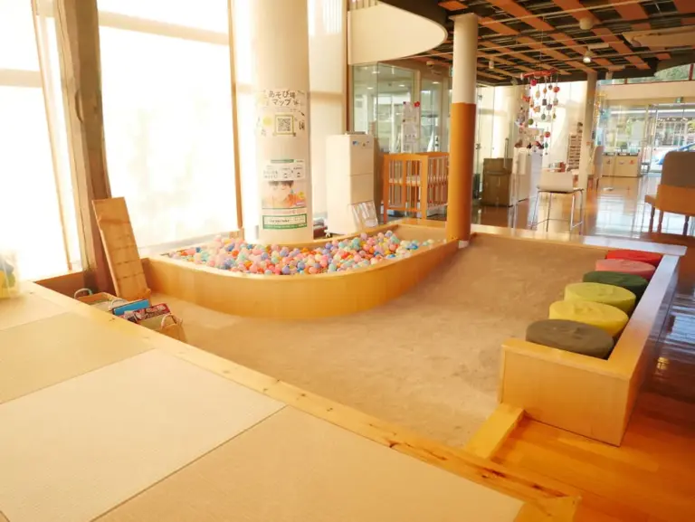 みんなの交流館 ならはCANvas キッズスペース