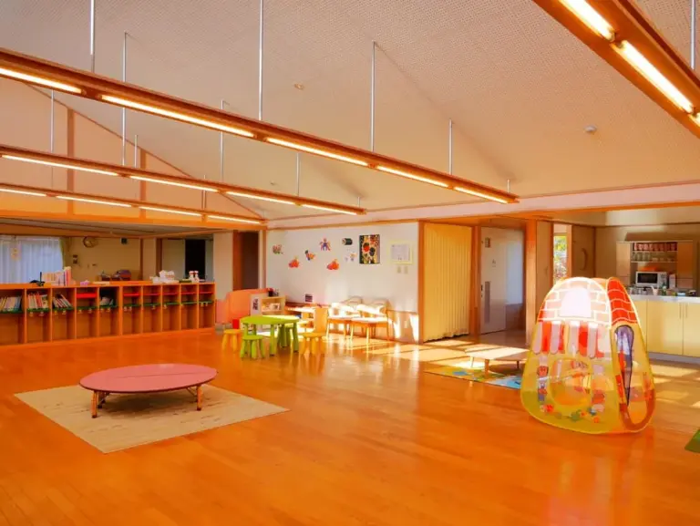 あおぞらこども園子育て支援センターどんぐり広場